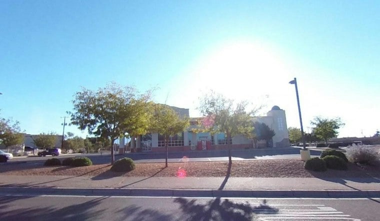 Legally Blind Owner Opens Bumblebee Bakery and Coffee on Golf Course Road