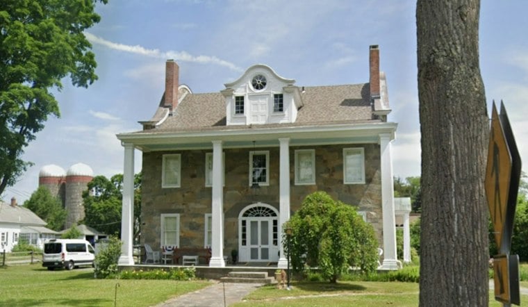 Lincoln's Hearthside House Reenacts an 1873 Death for Victorian Mourning Tours