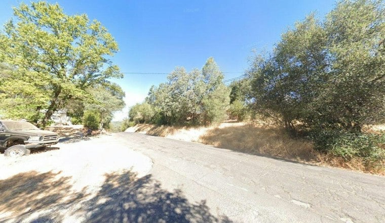Links Fire Erupts Near Jamestown, Forces Mobile Home Park Evacuation