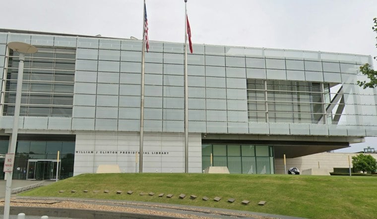 Little Rock Museum Unveils 7-Foot Vase, Truman Library Dental Work in Oddball Exhibit