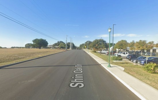 Live Oak's Shindig on Shin Oak Returns Saturday With Ponies and Live Music