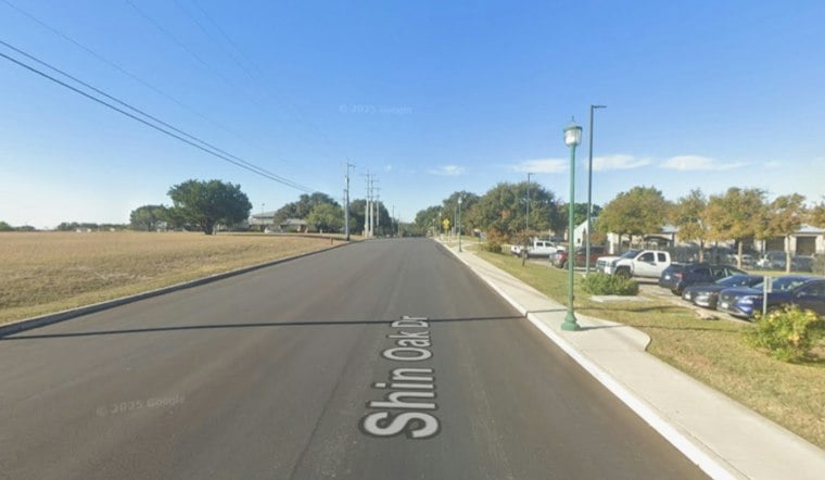 Live Oak's Shindig on Shin Oak Returns Saturday With Ponies and Live Music