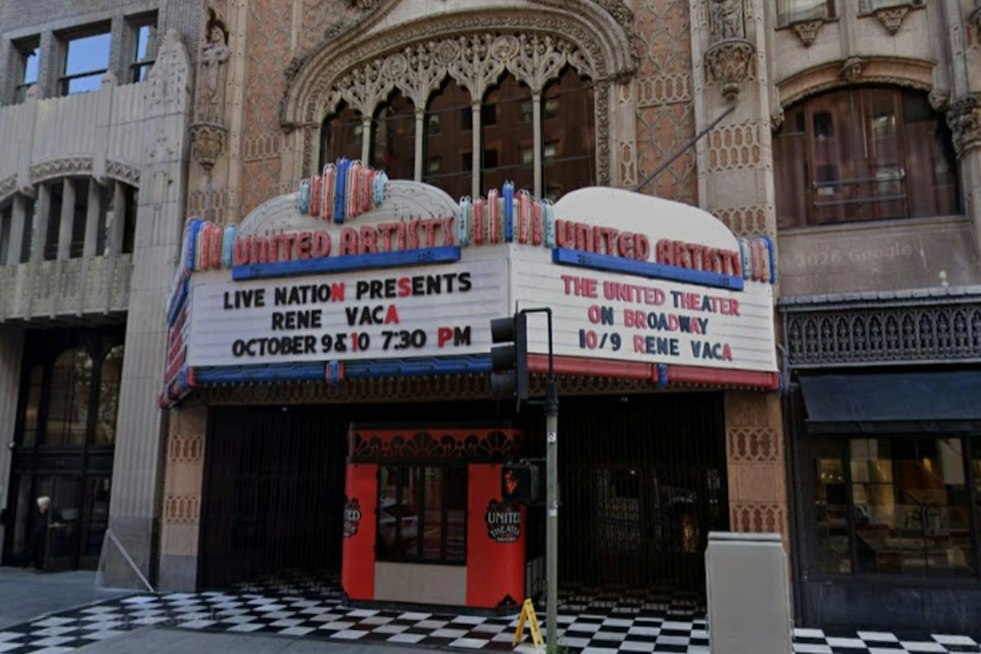 Live Opera Singers Will Haunt a 1961 Vampire Flick in Downtown LA This Halloween