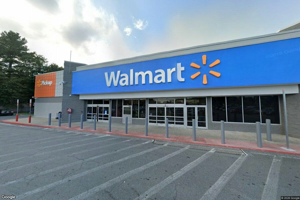Loaded Gun Falls From Brockton Teen's Waistband During Abington Walmart Chase