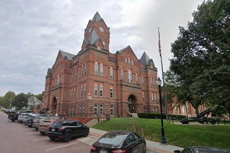 Louisville Man, 19, Pleads No Contest in Sexual Assault Case Involving Teen, 14