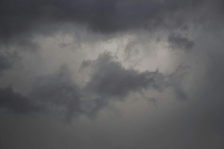 Louisville’s Wild Weather Whiplash: Morning Showers, Frosty Weekend Ahead
