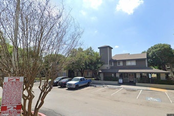Major Apartment Blaze on San Antonio's West Side Completely Extinguished
