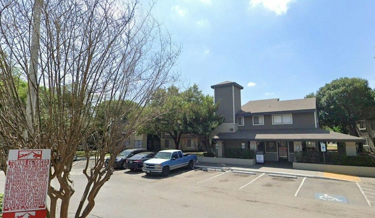 Major Apartment Blaze on San Antonio's West Side Completely Extinguished