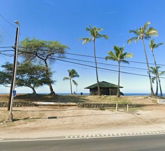 Makaha Swimmer in His 40s Found Dead After Overnight Search, Bystander Failed to Reach Him