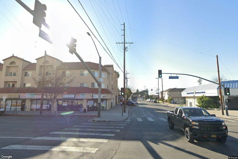 Man, 40, Stabbed to Death in Vermont Knolls