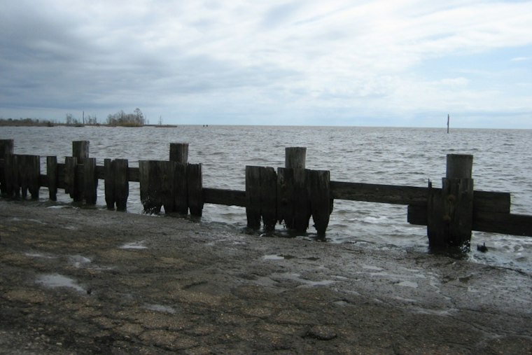 Man, 48, Vanishes Under Lake Pontchartrain After Jumping Off Boat Without Life Jacket
