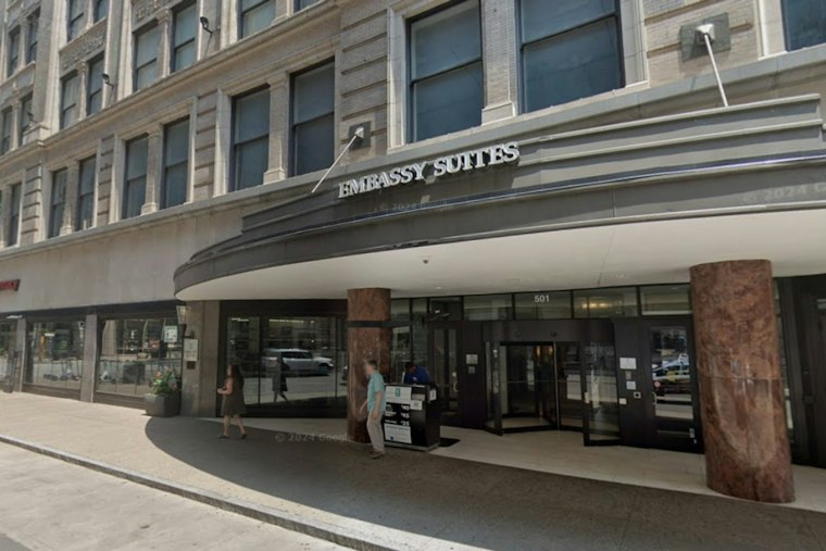 Man Critically Shot Inside Downtown Louisville Hotel Near Fourth Street Live