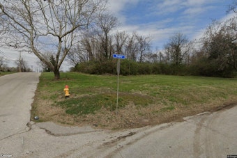 Man Dies In Kinloch Homicide, Officer Fires At Car Speeding Toward Police