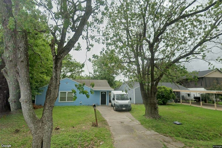 Man Drowns in Sims Bayou After Ignoring Witness's Warning Not to Swim