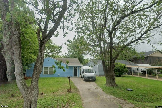 Man Drowns in Sims Bayou After Ignoring Witness's Warning Not to Swim
