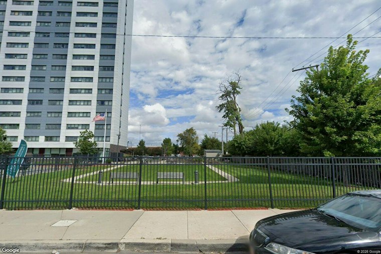 Man Grabs Girl Walking to School in Garfield Park, Tries to Kiss Her