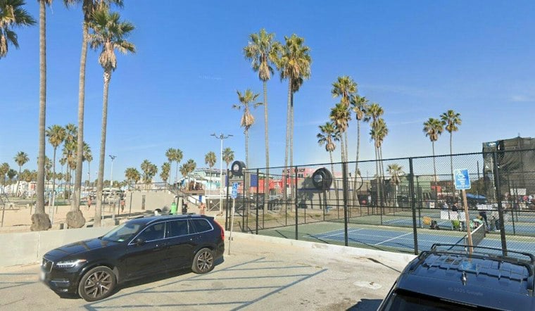 Man in His 40s Shot Dead in Mar Vista, Suspect Pedals Off on Bicycle