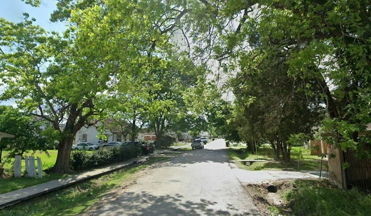 Man Shot Dead on East 44th Street in Independence Heights, Houston Police Investigate