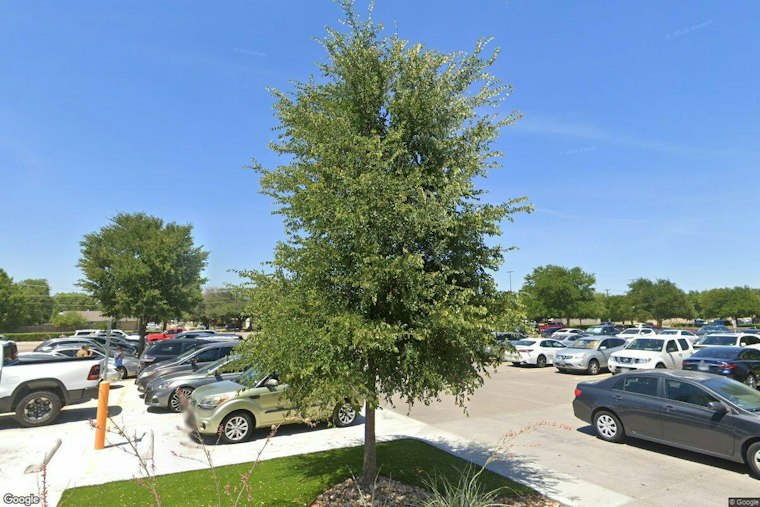 Man Shot in Leg at Arlington Shopping Center, Tow Truck Driver Raises Alarm