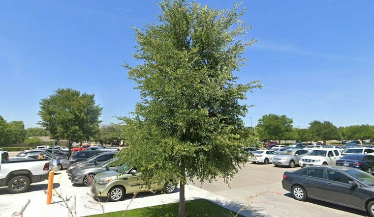 Man Shot in Leg at Arlington Shopping Center, Tow Truck Driver Raises Alarm