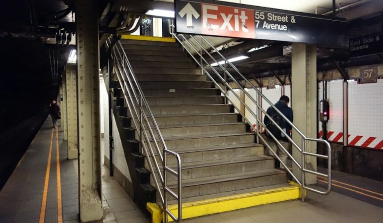 Man Shot Inside Midtown Manhattan Subway Station, Trains Diverted