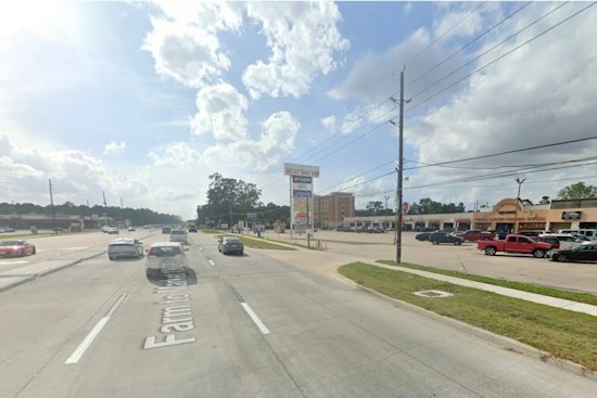 Man Stabbed Multiple Times at Humble Strip Mall, Woman Detained at Scene