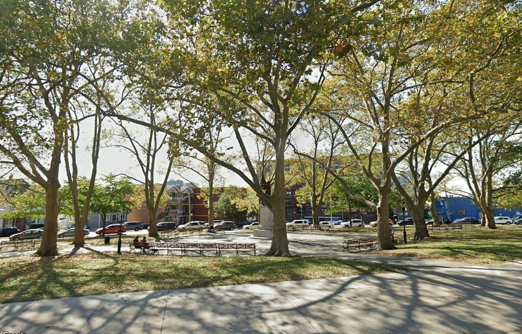 Man Stabbed to Death in Jamaica Estates Park Before Dawn, No Arrests Made