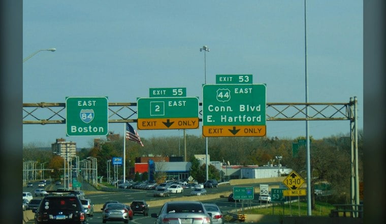 Manchester Man, 55, Dies After I-84 Rollover in East Hartford, Cause Still Unclear