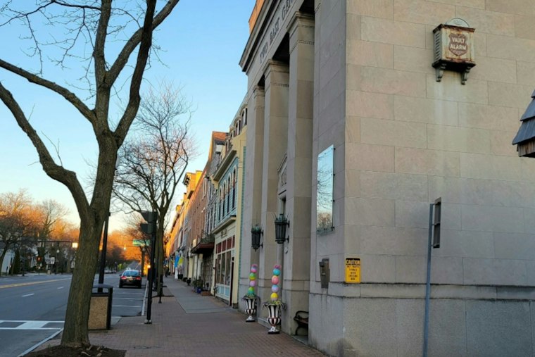 Skaneateles' $375,025 Orchard Road Sidewalk Project; Manlius' Proposed Enders Road District