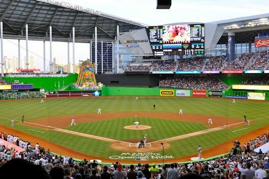 Marlins Bring Venezuelan Baseball Rivals to loanDepot Park for Earthquake Relief Series