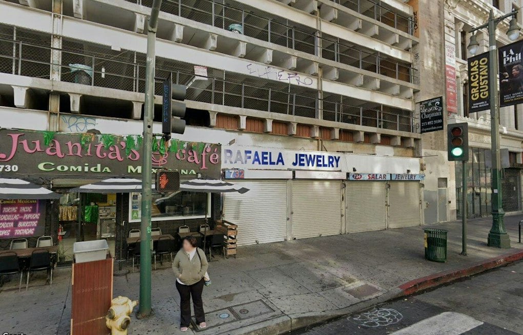 Masked Burglars Ram Van Into Historic DTLA Jewelry Store, Flee Before Police Arrive