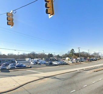 Masked Gunman Robs White Horse Road Store, Greenville Deputies Hunt Suspect
