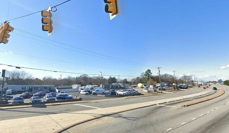 Masked Gunman Robs White Horse Road Store, Greenville Deputies Hunt Suspect