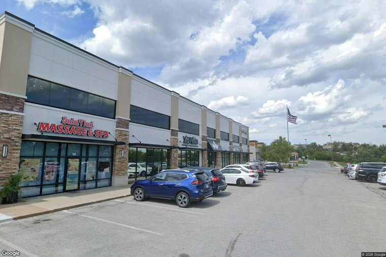 Masked Thief Steals $14,280 in Designer Shades From Omaha Pearle Vision