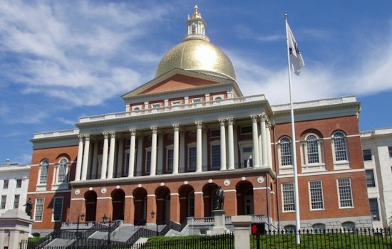 Massachusetts Bill Targets Drivers Who Livestream Behind the Wheel