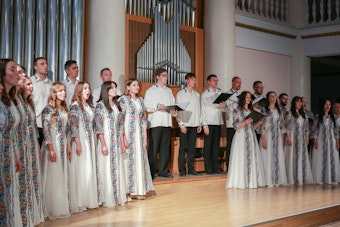 Maui Teens Get Their First Community Youth Choir, No Audition Required