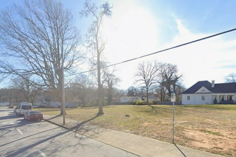 Mechanicsville Corner Lot Pitched for 13 Townhomes, Price Jumps to $1.49M