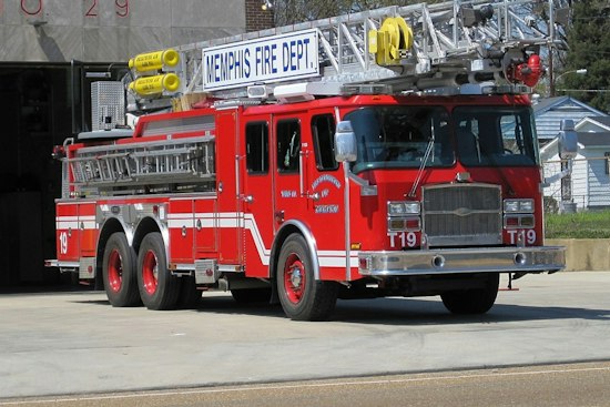 Memphis Firefighter Suffers Burns Battling Camelia Cove House Fire