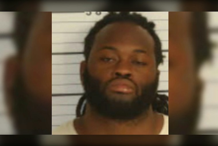 Memphis Man Accused of Pepper-Spraying Girlfriend, Young Kids in Bedroom
