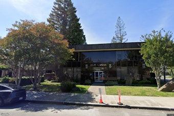 Menlo Park Council Clears 15-Unit Condo Tower at Former Comerica Bank Site