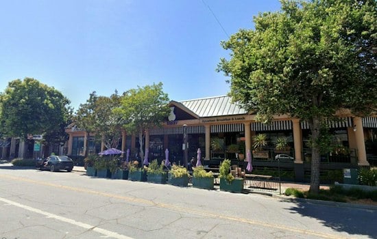 Menlo Park Council Flips Toward Reopening Santa Cruz Avenue to Cars