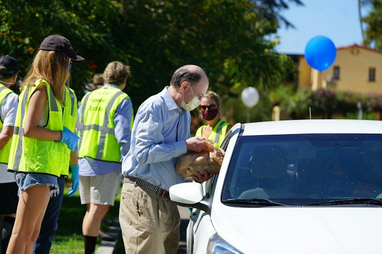 Mercedes Crowd of 600 Presses County Judge Hopefuls on Immigration, SNAP Cuts