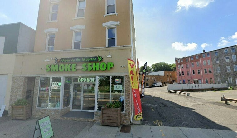 Meriden Man, 51, Dies After Running Into Smoke Shop for Help Following Stabbing