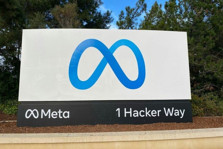 Meta Settles Teen Addiction Suit Days Before Trial, Zuckerberg Avoids Stand
