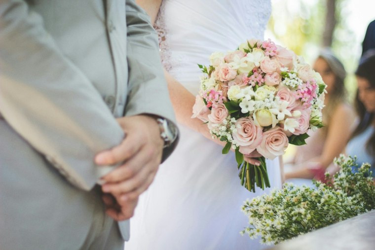 Metro Detroit Brides Say Wedding Coordinator Vanished, Kept Hundreds in Fees