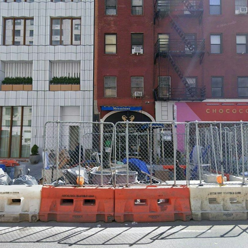 Mezzaluna Sets Nov. 1 Closing After Lease Extension