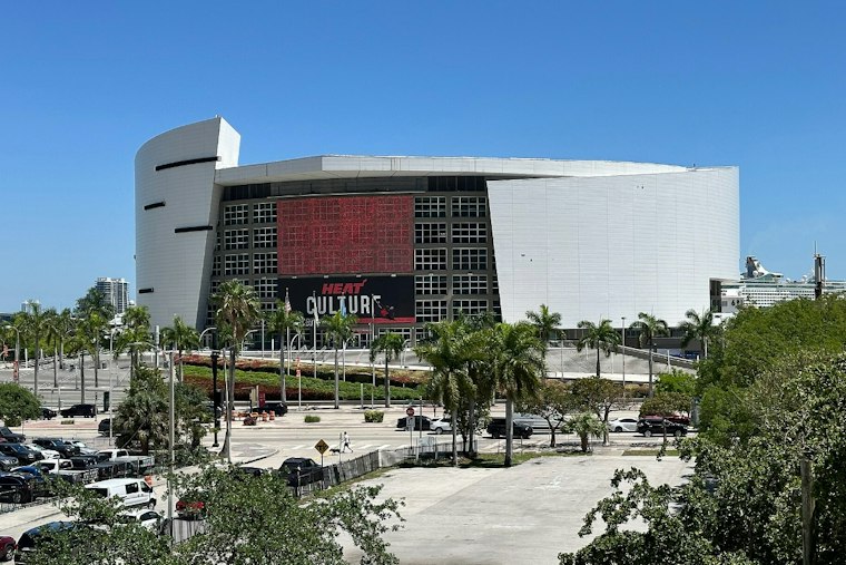 Miami Heat Turn Kaseya Center Into Vice City Ahead of GTA VI Launch