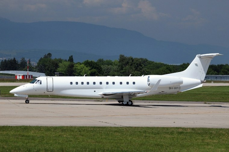 Miami's Aegis Air Sells $3,750 Seats on Tiny Jets Bound for Caracas