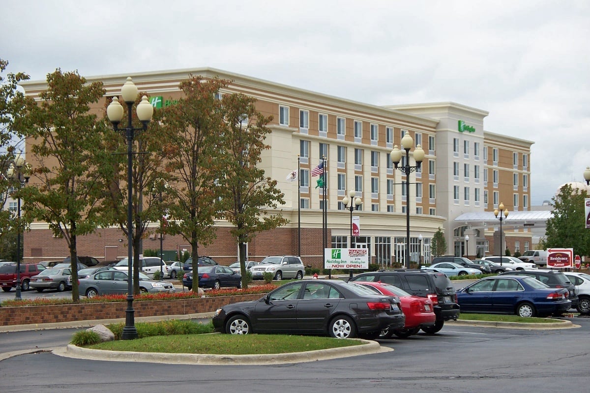 hoodline.com - Jo Marquez - Midway Hotels Sell for $68M, Half of 2006 Price