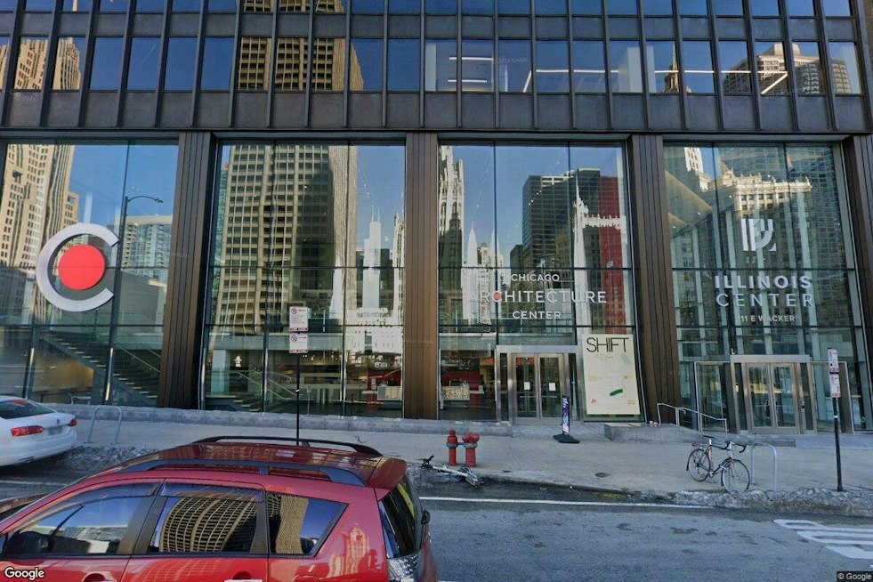 Mies van der Rohe Tower at 111 E. Wacker Heads to Foreclosure Auction